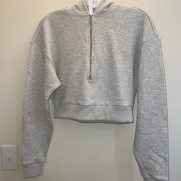 WeWoreWhat Tops - WeWoreWhat Light Heather Gray Oversized Cropped Hoodie